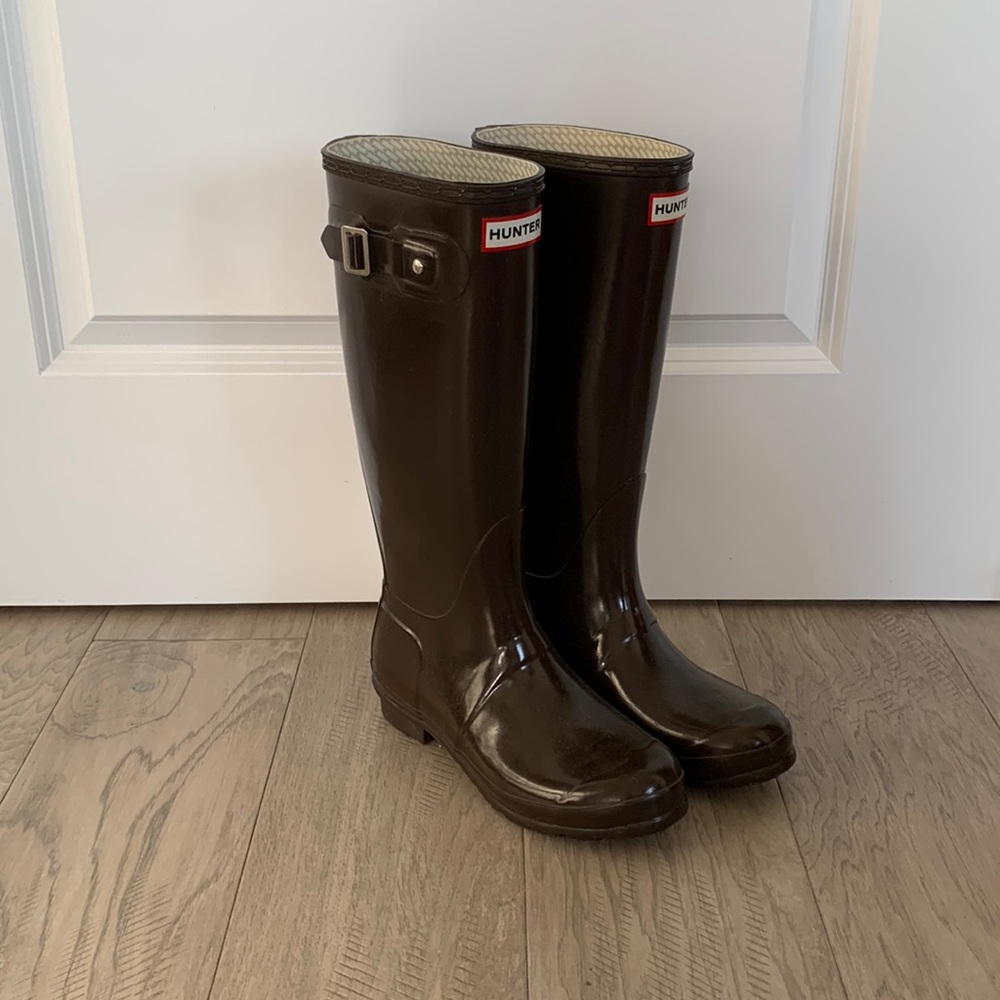 Original Tall glossy Hunter boots brown size 7